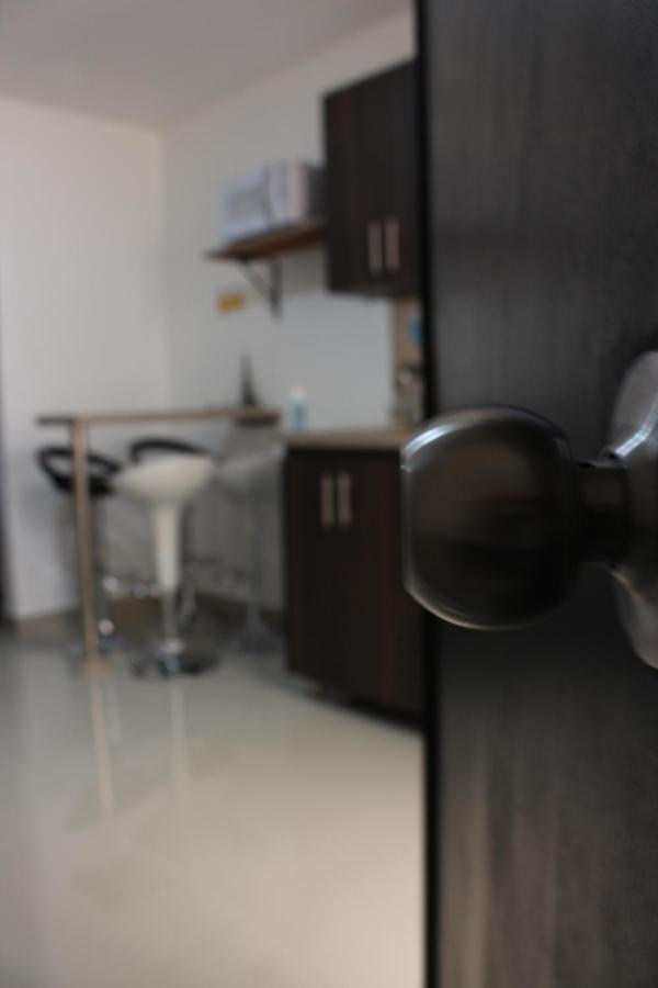Apartamentos Excelente Ubicacion Medellín Extérieur photo