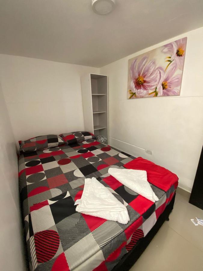 Apartamentos Excelente Ubicacion Medellín Extérieur photo