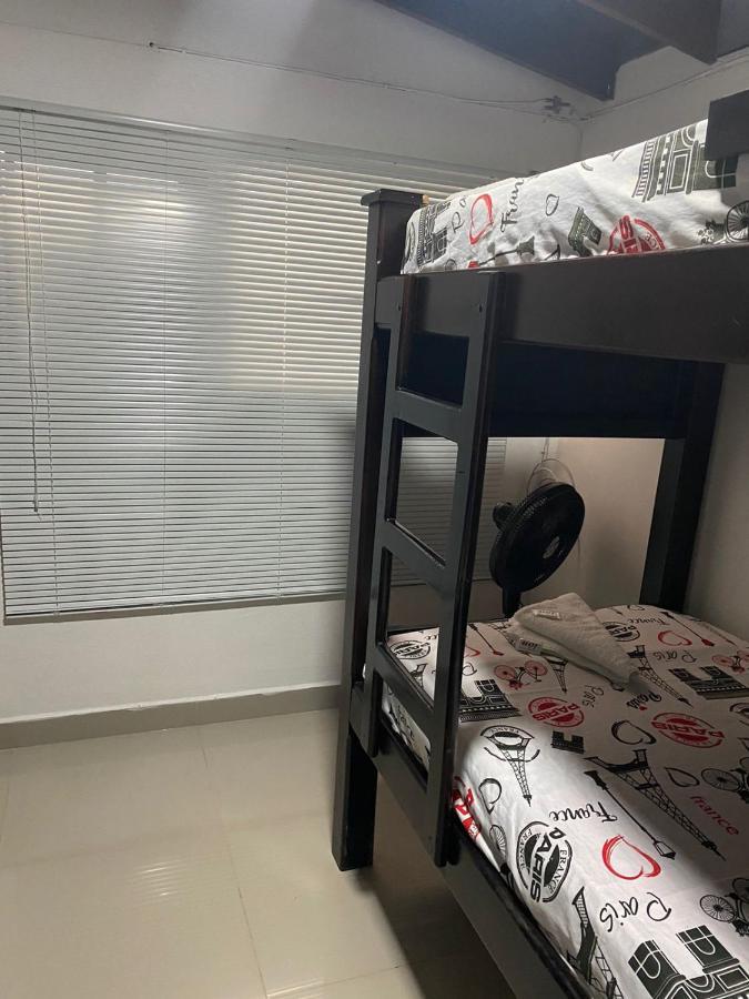 Apartamentos Excelente Ubicacion Medellín Extérieur photo