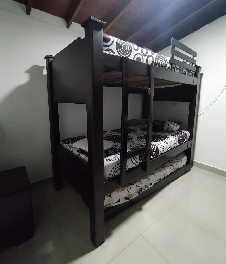 Apartamentos Excelente Ubicacion Medellín Extérieur photo