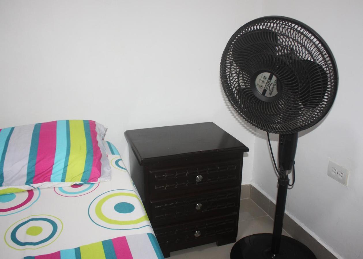 Apartamentos Excelente Ubicacion Medellín Extérieur photo