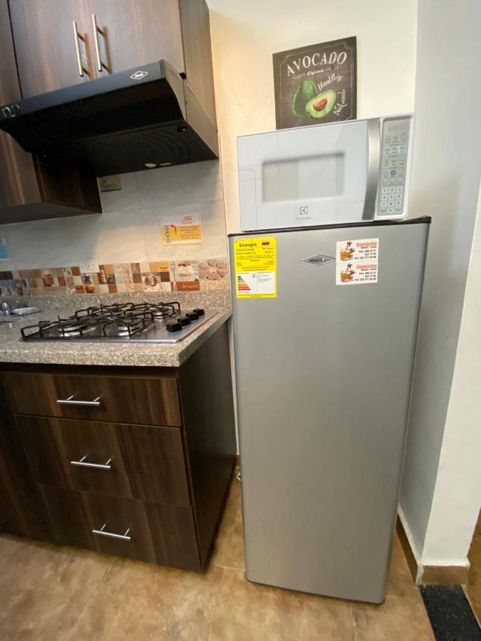 Apartamentos Excelente Ubicacion Medellín Extérieur photo