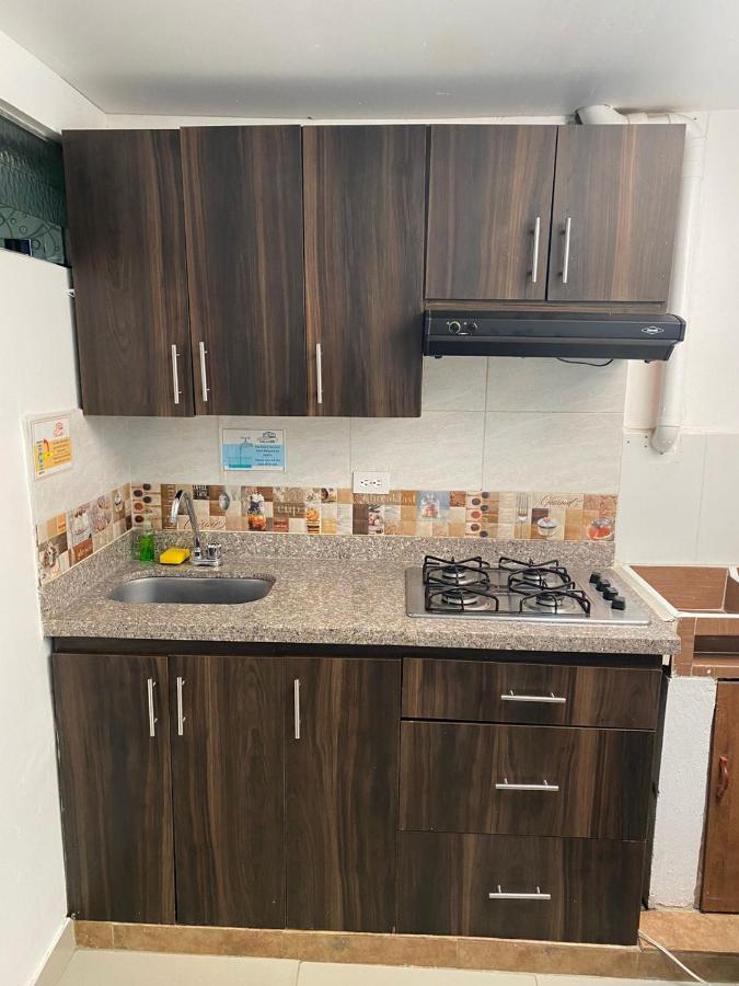 Apartamentos Excelente Ubicacion Medellín Extérieur photo