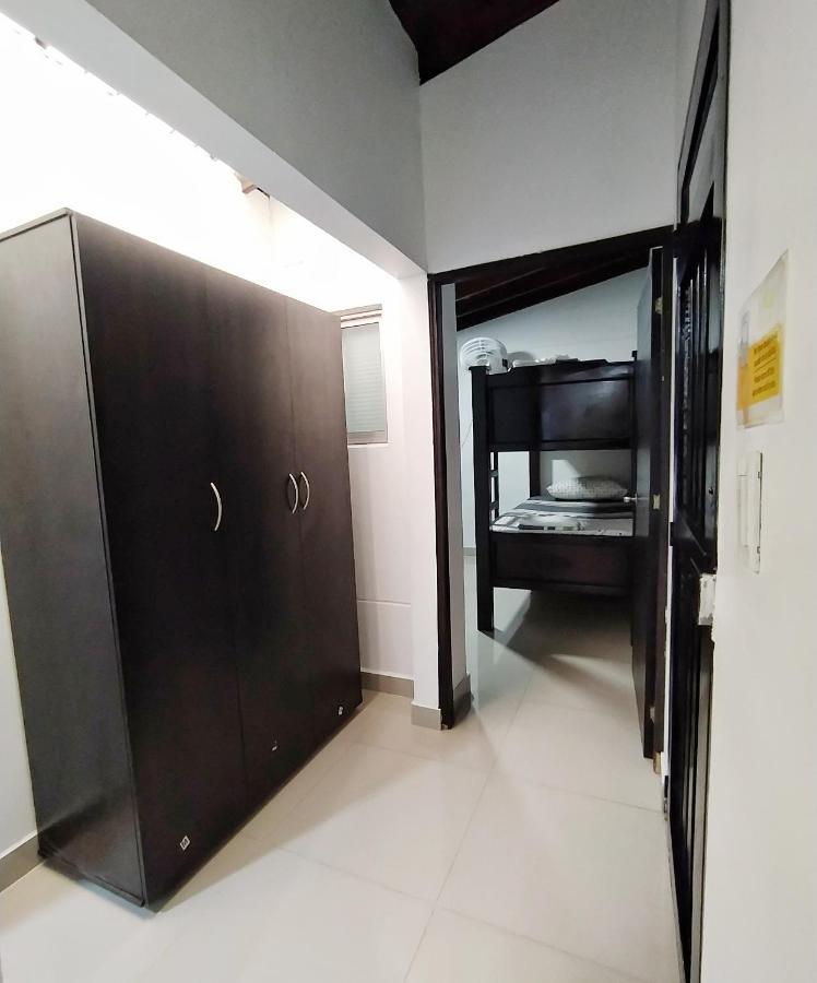 Apartamentos Excelente Ubicacion Medellín Extérieur photo