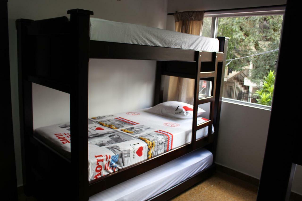 Apartamentos Excelente Ubicacion Medellín Extérieur photo