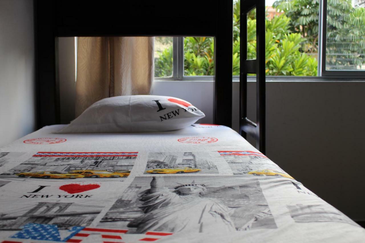 Apartamentos Excelente Ubicacion Medellín Extérieur photo
